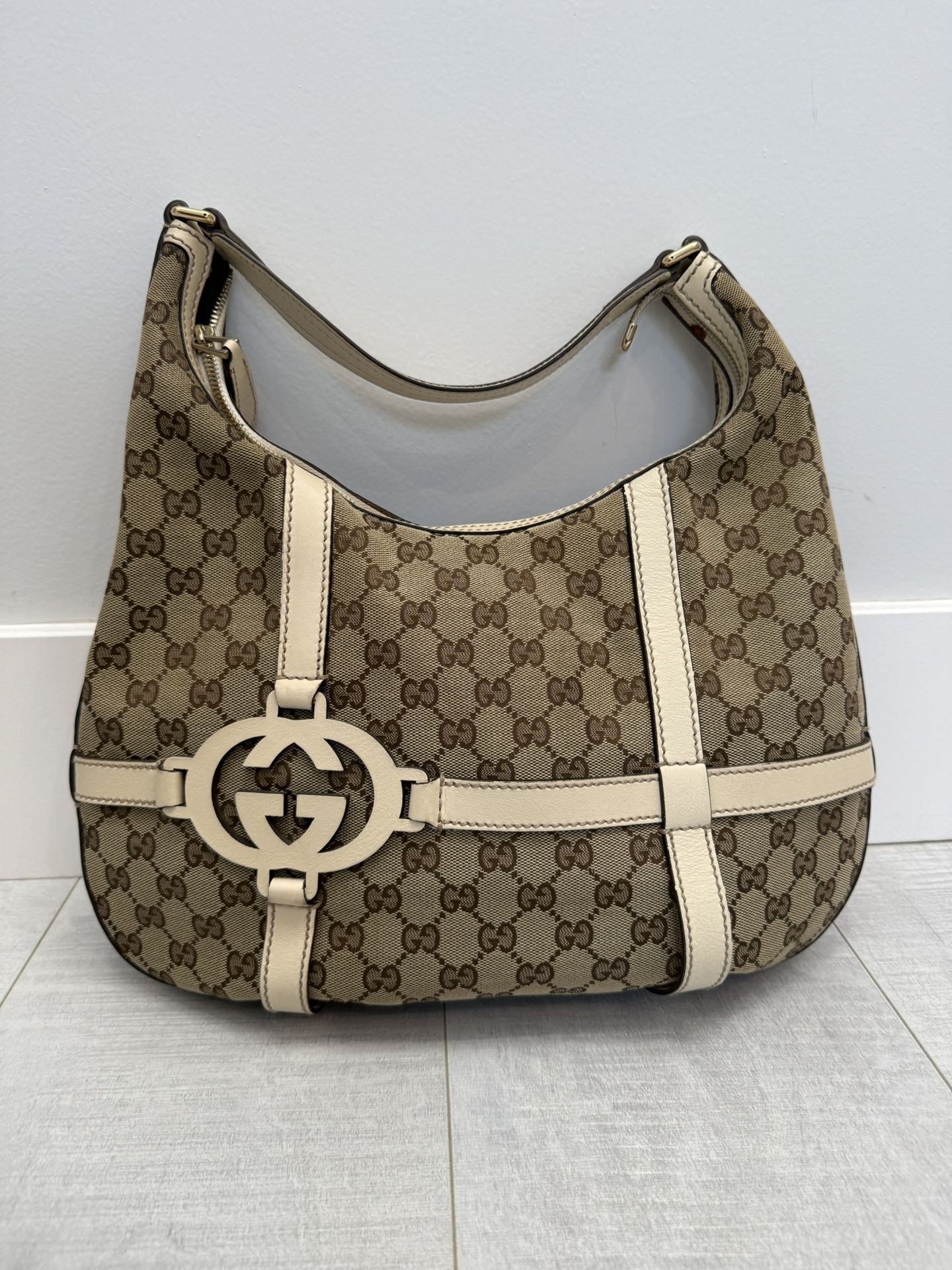 Gucci Monogram GG ROYAL Hobo Off White