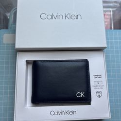 Calvin Klein Mini Bifold Wallet
