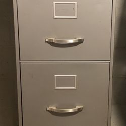 Commercial Filing Cabinet. 5ft , 5 drawer