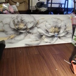 White and gold flower painting