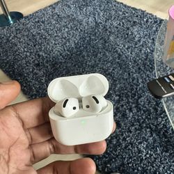 Apple AirPods Pro 4 Generation 