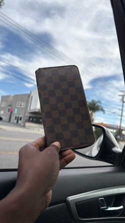 Louis Vuitton Damier Ebene Zippy Wallet