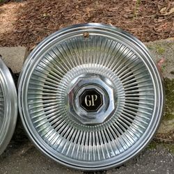 Full Set Grand Prix Hub Caps