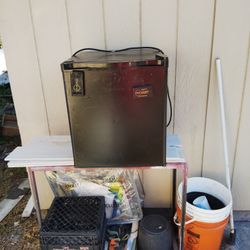 A Small Refrigerator 