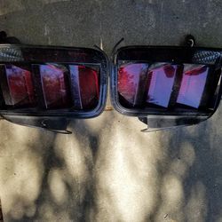 Integrated Tail Lights For 04 -07 Tail lights