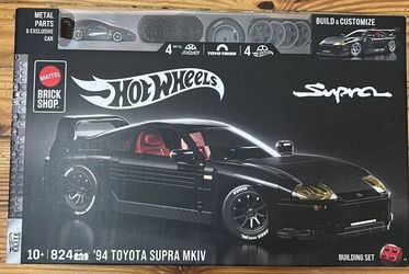 Hot Wheels Mattel Brick Shop '94 Toyota Supra MKIV Building Set