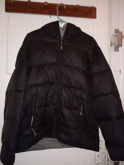 Black winter bubble insulated jacket size XL for the low