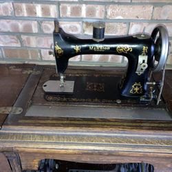 Antique Rotary New Mansion Pedal Sewing Machine 