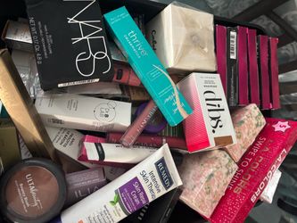 Caja de maquillaje y más