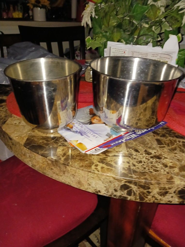 2 Stainless Steel Kitchenaide Mix Bowls Larg Med 15 Both Firm Look My Post Alot Item