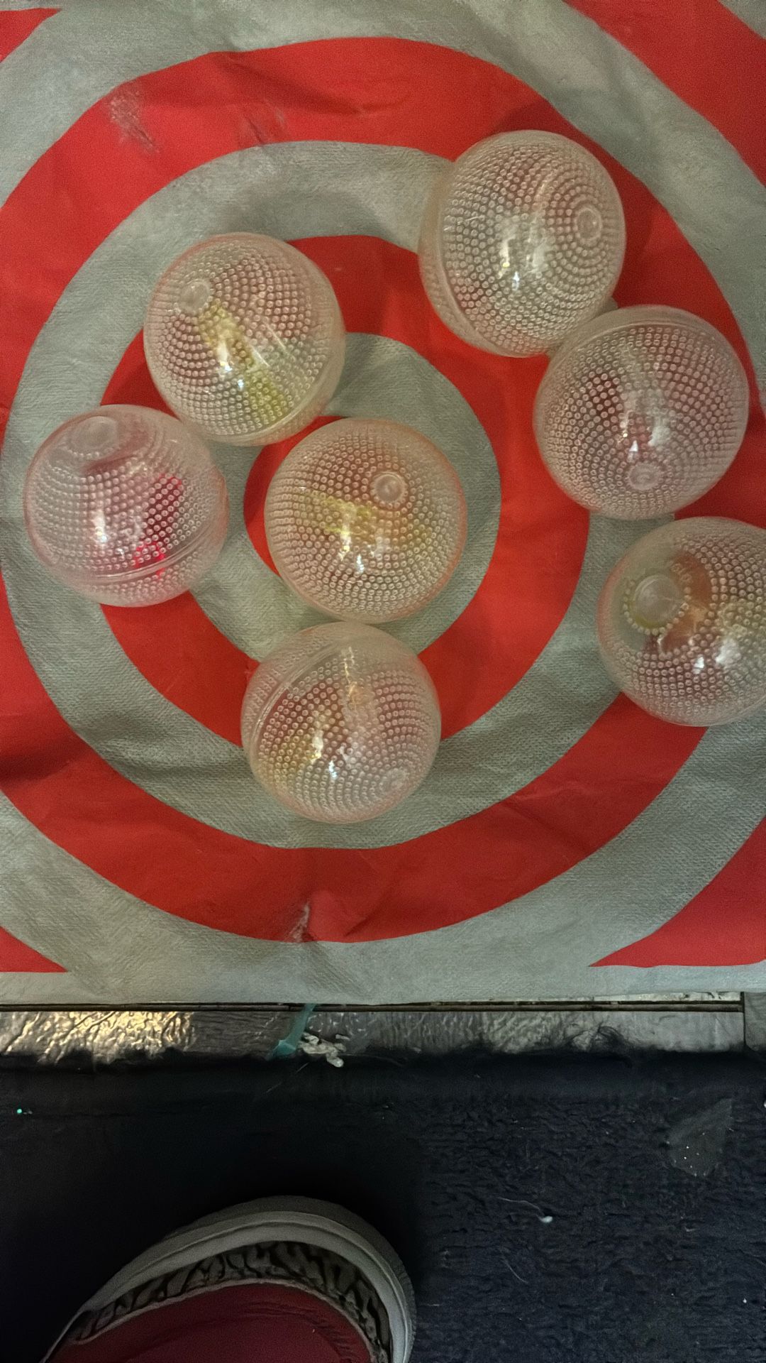 Light Up  Bouncy Balls  For Cats