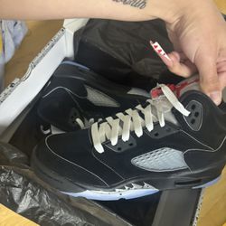 Jordan 5 Black Metallic 