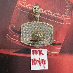 10K Solid Gold Pendant For Wedding CUBIC ZIRCONIUM STONES 10.4Gr