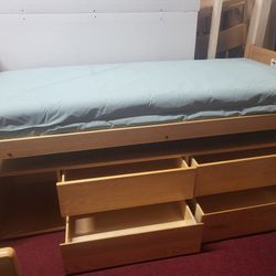 COMPLETE TWIN BED SET WITH BOTTOM DRESSER, BED AND FRAME (HOME4)

