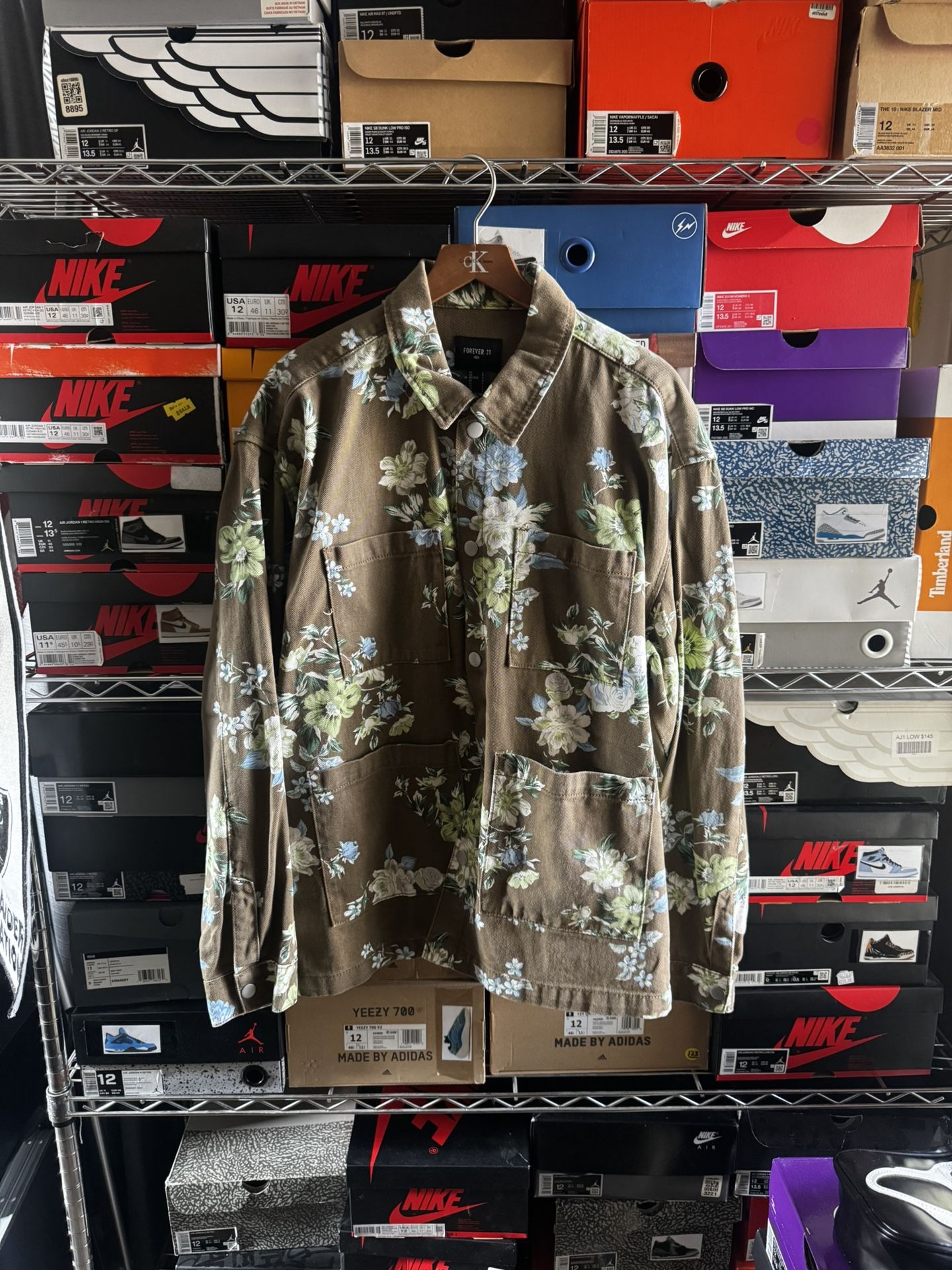 Men’s Floral Jacket Size large Tried On