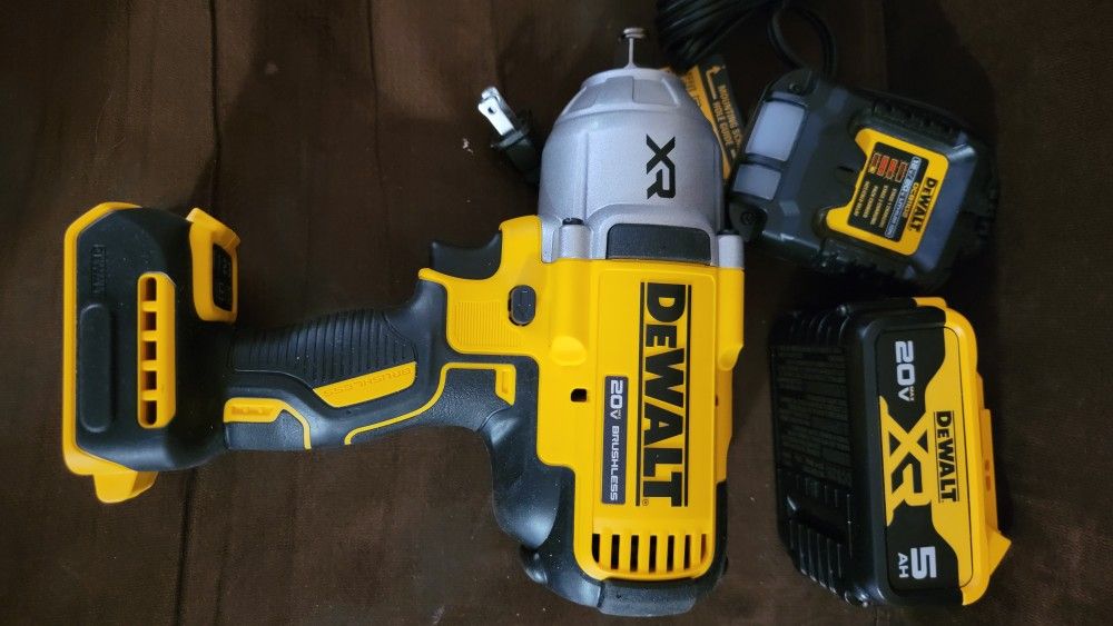 Dewalt Impact DCF900P1 1400 ft Lbs Fastening