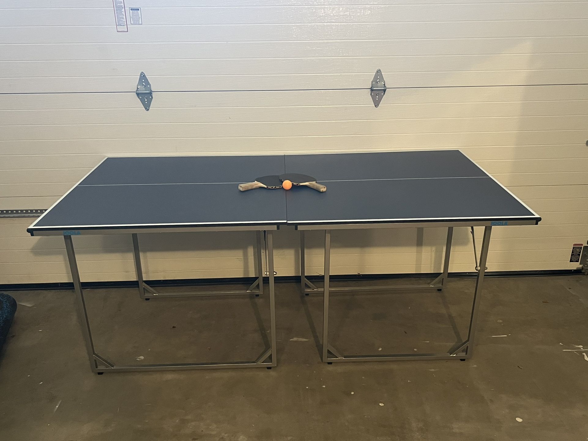 Mini Ping Pong Table