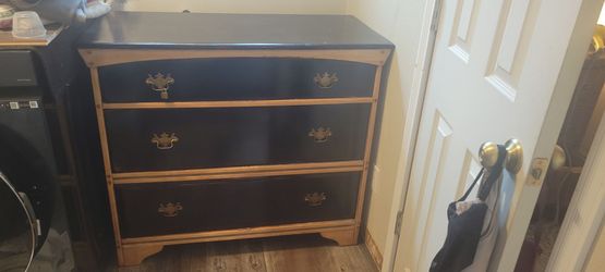 3-Drawer Dresser with Brass Handles