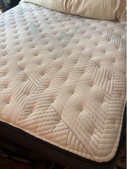 Beautyrest PressureSmart mattress (Queen)