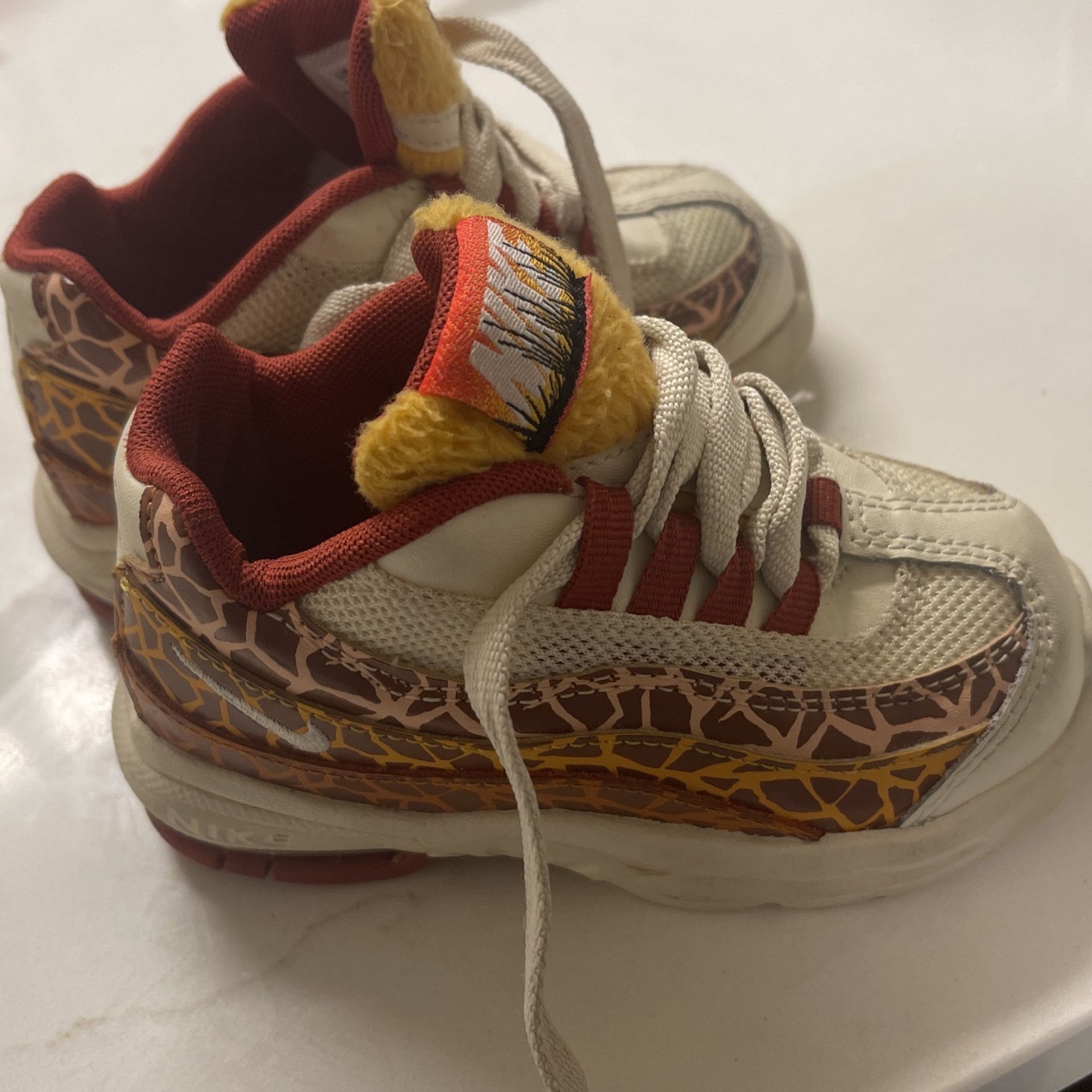 Nike giraffe Shoes