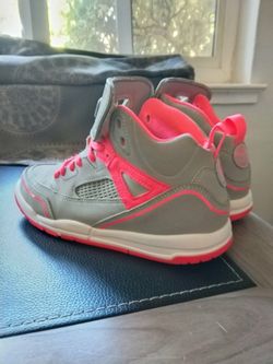 Jordan spizike grey wolf pink