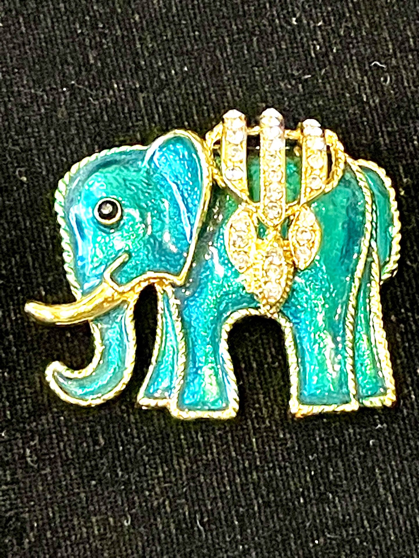 Vintage Enameled Elephant Pin