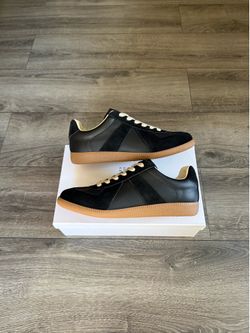MAISON MARGIELA GAT “BLACK GUM”