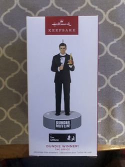 Hallmark Talking Dundie Winner (The Office) Ornament 