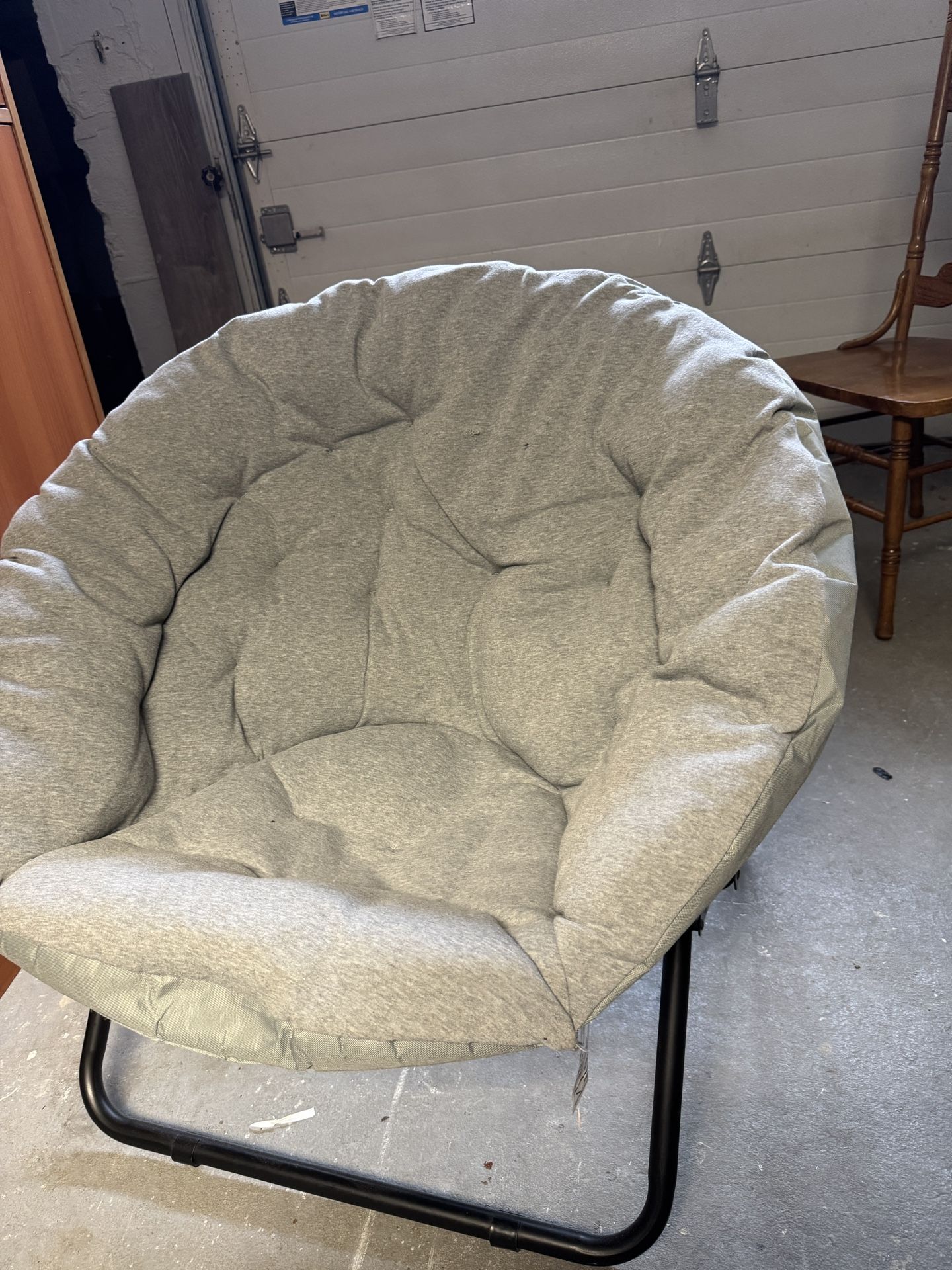 gray saucer chair