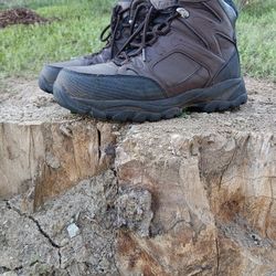 U.S. Army Boots (8.5)