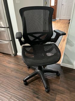 WorkPro Quantum 9000 Series Mesh Office Chair