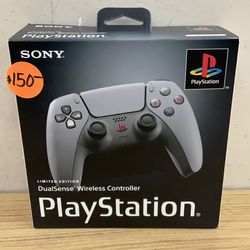 SONY PLAYSTATION LIMITED EDITION DUALSENSE WIRELESS CONTROLLER.