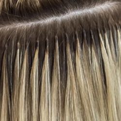 Hair extensions. Human Hair 