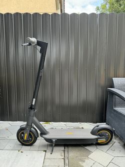 Ninebot KickScooter Max G30