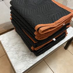 9 Moving blankets