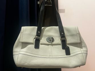 Coach White Shoulder Bag