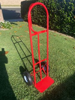 Red Dolly
