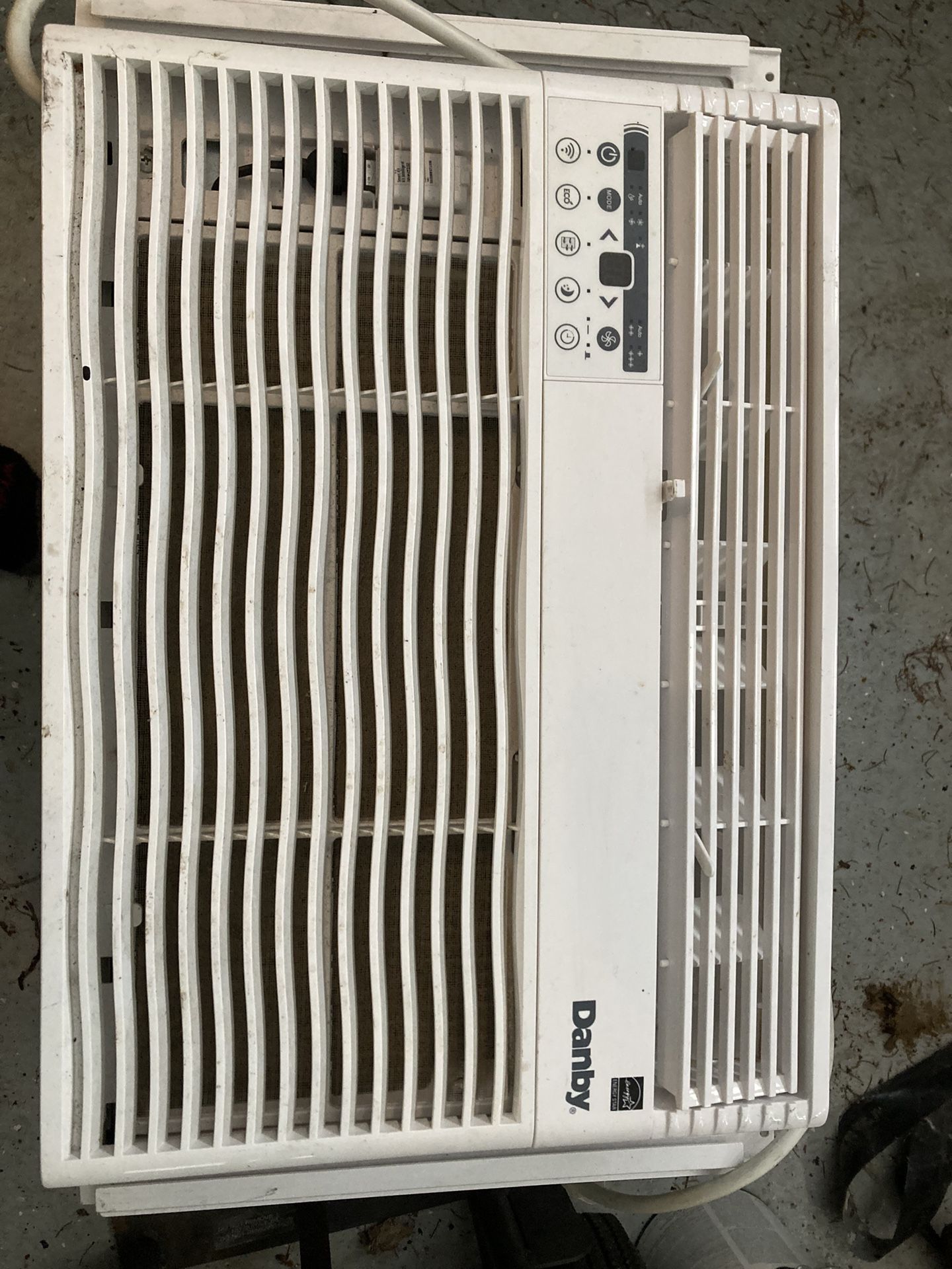 Danby 12,000 BTU Room Air Conditioner With Wireless Connect