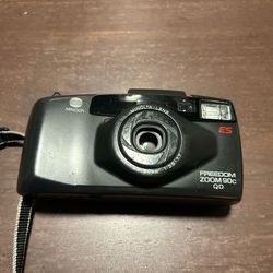 Minolta Freedom Zoom 90C QD Black 35mm Autofocus f/3.5 Lens Snapshot Film