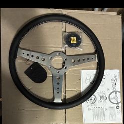Momo Californiana BLK 36 Steering Wheel Black Leather