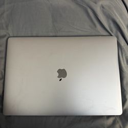 MacBook Pro 16" 2019 / 16GB / 1TB