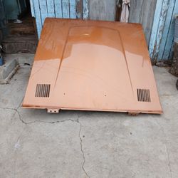 1966-77 FORD BRONCO HOOD!!! ORIGINAL!! GOOD CONDITION!!! 550$