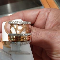 18 Karat Gold Diamond Ring