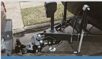Pro pride 3P hitch for minimum sway on the trailer
