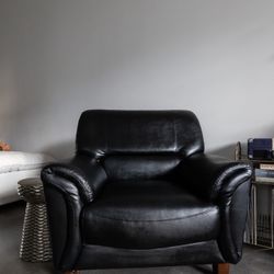 Black Leather Club Chair Modern Contemporary 