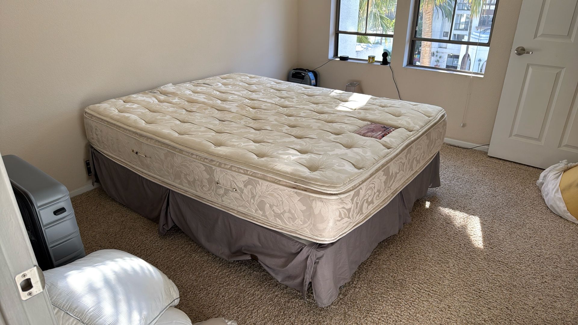 Queen Beauty Rest Matress