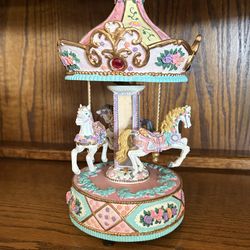 Musical carousel horse
