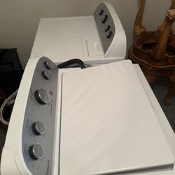 Gently Used Washer & dryer