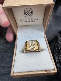 Custom made ring from manhattan jewelers
