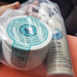 Glacier MLK Hyaluronic Cleansing Mask